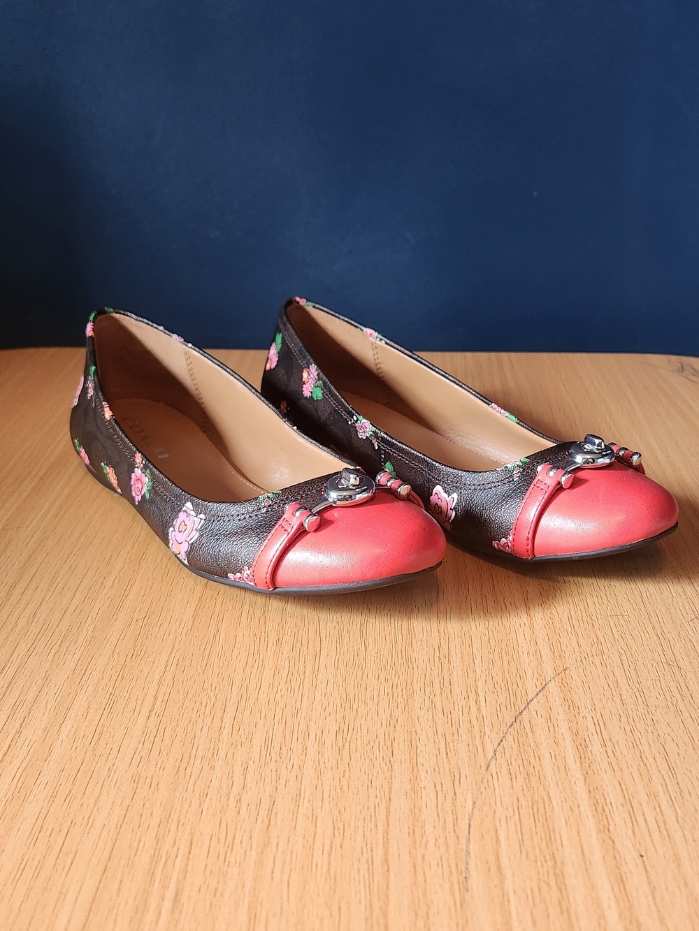 Coach "Leila" Ballet Flats- Floral- Size 8 - Picture 5 of 10
